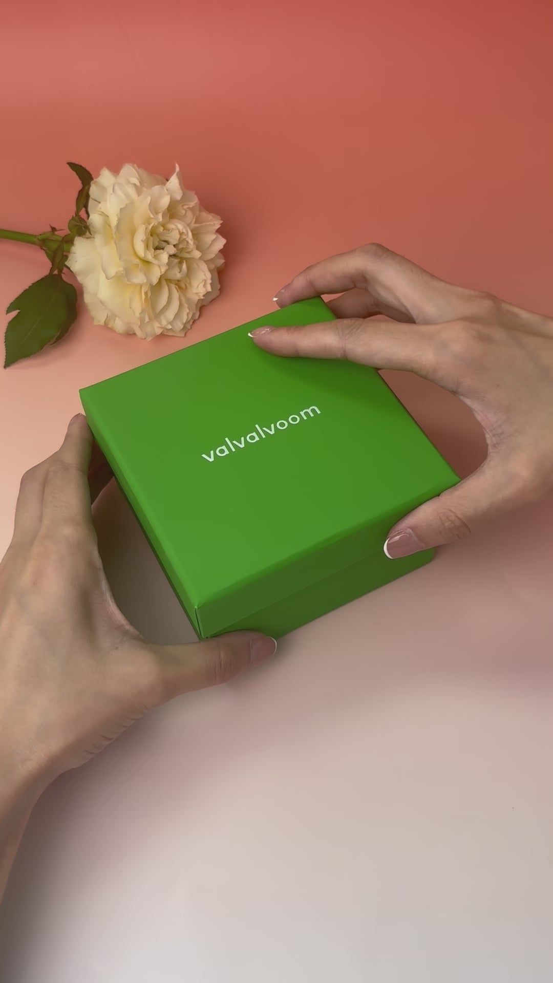 JEWELRY BOX